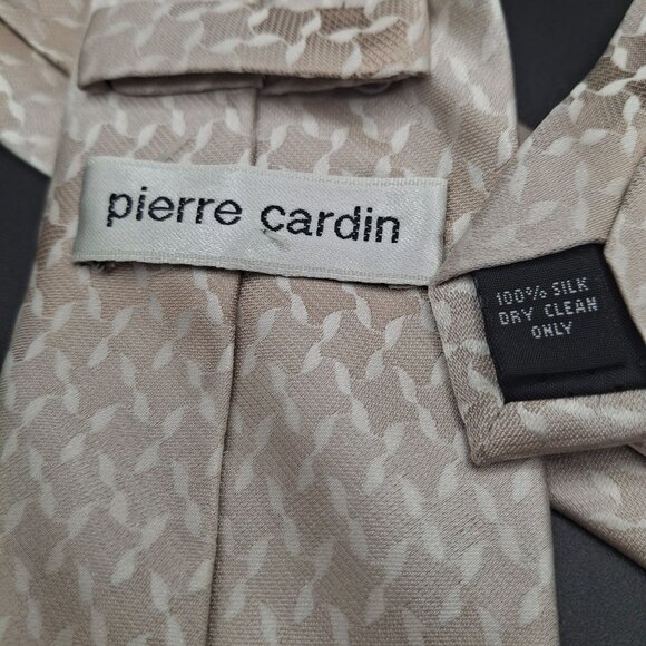Pierre Cardin Mens 100% Silk Tie Beige & White Geometric Pattern - Picture 3 of 4